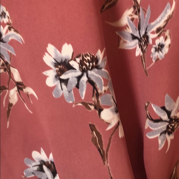 Floral Print Blouse - Picture 2 of 2